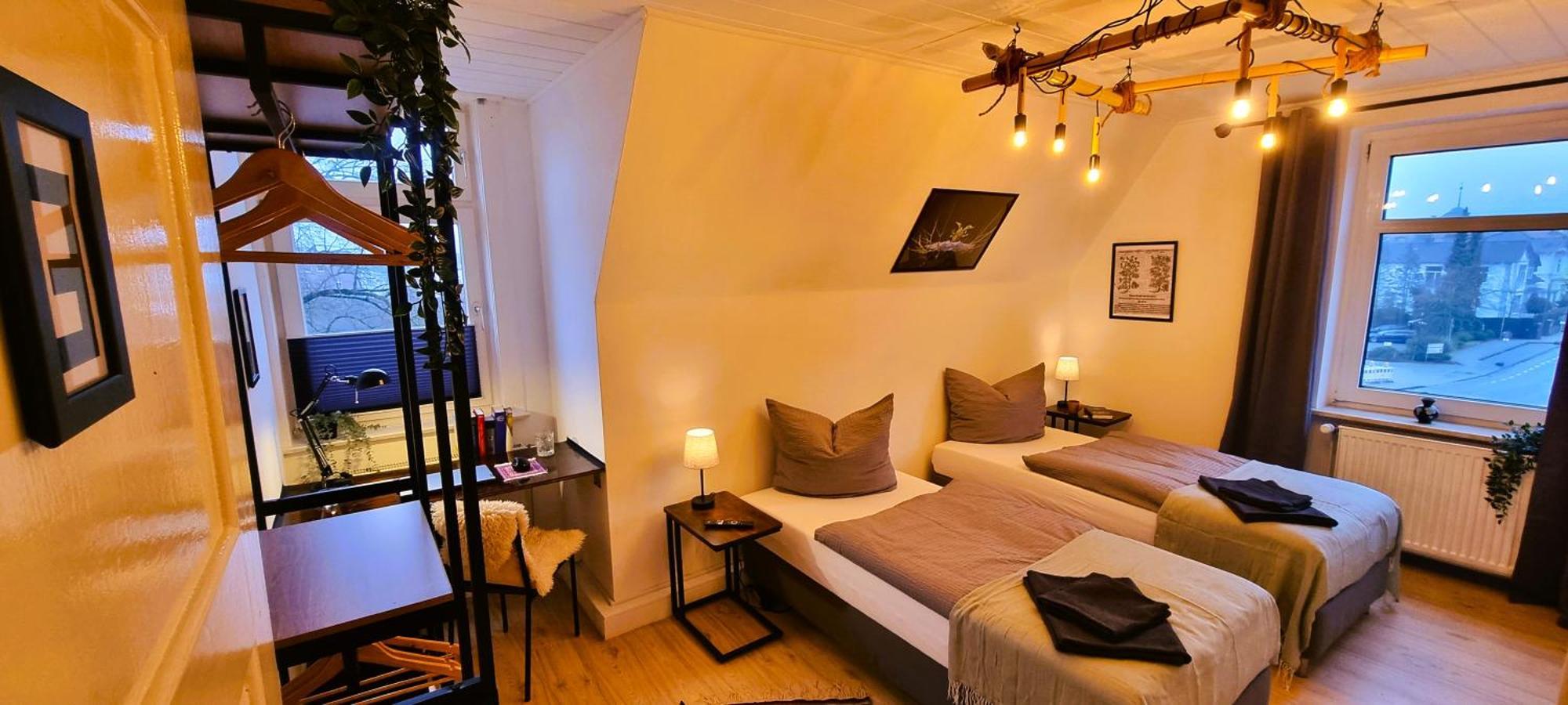 Apartment Nigella Direkt Am Hauptbahnhof Fur 6 Personen Mit Kostenfreiem Parkplatz Voll Ausgestatteter Kuche Elite Standard Celle