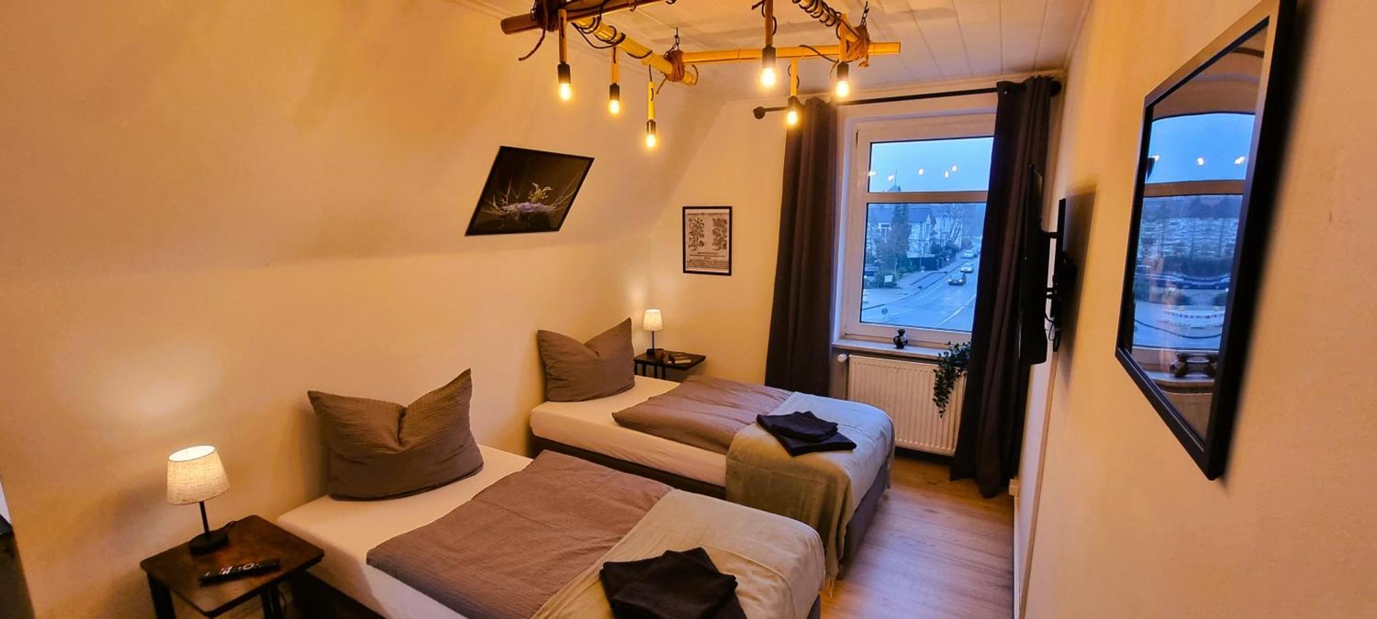 Apartment Nigella Direkt Am Hauptbahnhof Fur 6 Personen Mit Kostenfreiem Parkplatz Voll Ausgestatteter Kuche Elite Standard *